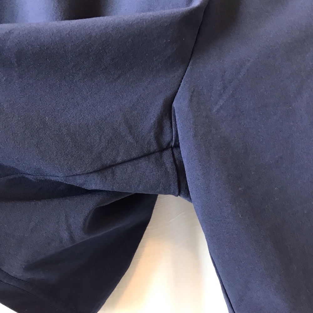 Rhone Shorts Mens L Linerless Navy Blue Stretch Workout Running Active - Picture 7 of 11